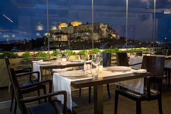 Athens Gate Hotel
