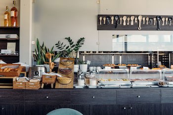 Athens Gate Hotel