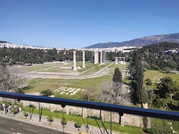 Athens Gate Hotel