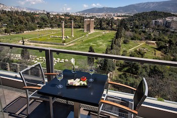 Athens Gate Hotel