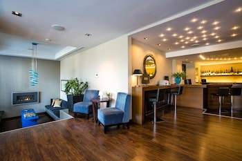 Athens Gate Hotel