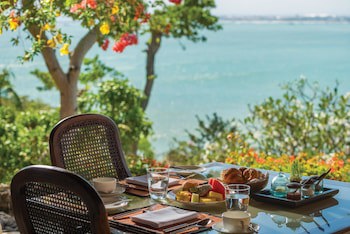 Four Seasons Resort Bali At Jimbaran Bay