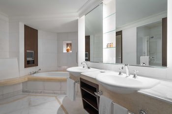 Shangri-La Singapore