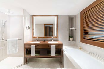 Shangri-La Singapore