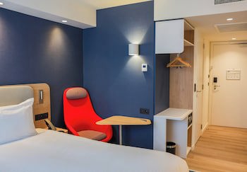 Holiday Inn Express & Suites Ghent, An Ihg Hotel