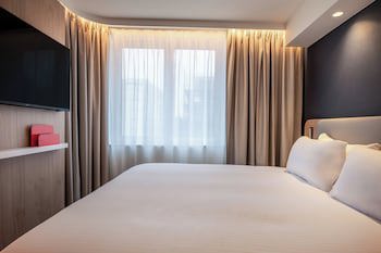 Holiday Inn Express & Suites Ghent, An Ihg Hotel