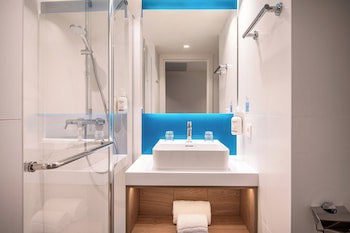 Holiday Inn Express & Suites Ghent, An Ihg Hotel