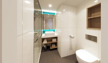 Holiday Inn Express & Suites Ghent, An Ihg Hotel