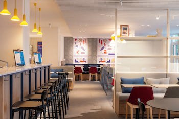 Holiday Inn Express & Suites Ghent, An Ihg Hotel