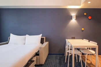 Holiday Inn Express & Suites Ghent, An Ihg Hotel