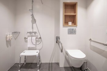 Holiday Inn Express & Suites Ghent, An Ihg Hotel
