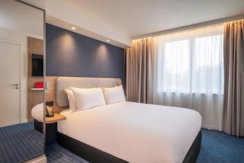 Holiday Inn Express & Suites Ghent, An Ihg Hotel