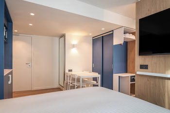 Holiday Inn Express & Suites Ghent, An Ihg Hotel