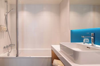Holiday Inn Express & Suites Ghent, An Ihg Hotel