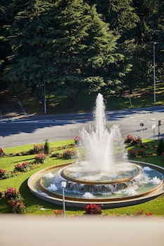 Hotel Silken Amara Plaza