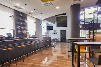 Hotel Silken Amara Plaza
