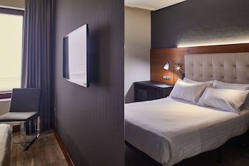 Hotel Silken Amara Plaza