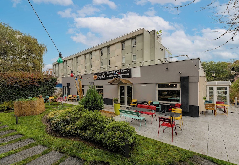 B&B HOTEL Lille Villeneuve d