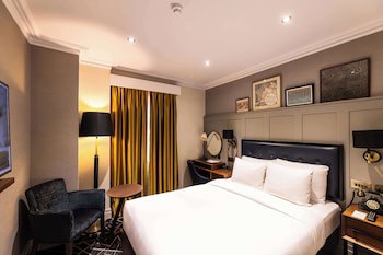 100 Queen's Gate Hotel London, Curio Collection By Hilton