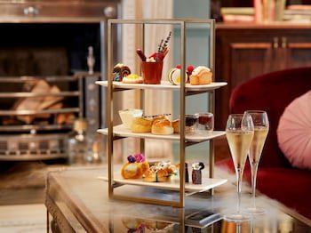 100 Queen's Gate Hotel London, Curio Collection By Hilton