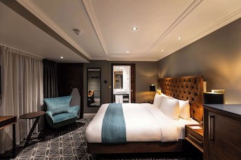 100 Queen's Gate Hotel London, Curio Collection By Hilton