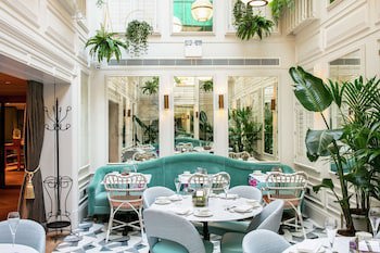100 Queen's Gate Hotel London, Curio Collection By Hilton