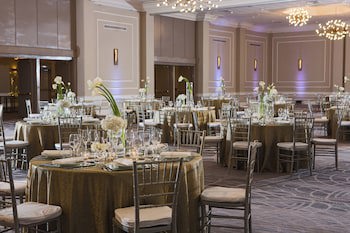 Renaissance Santo Domingo Jaragua Hotel & Casino