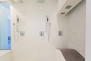 Renaissance Santo Domingo Jaragua Hotel & Casino