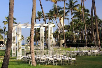 Renaissance Santo Domingo Jaragua Hotel & Casino