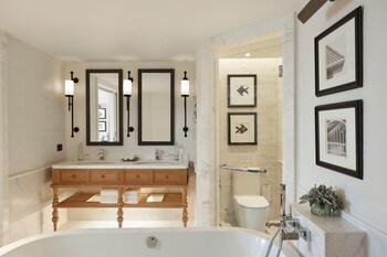 Dusit Thani Hua Hin