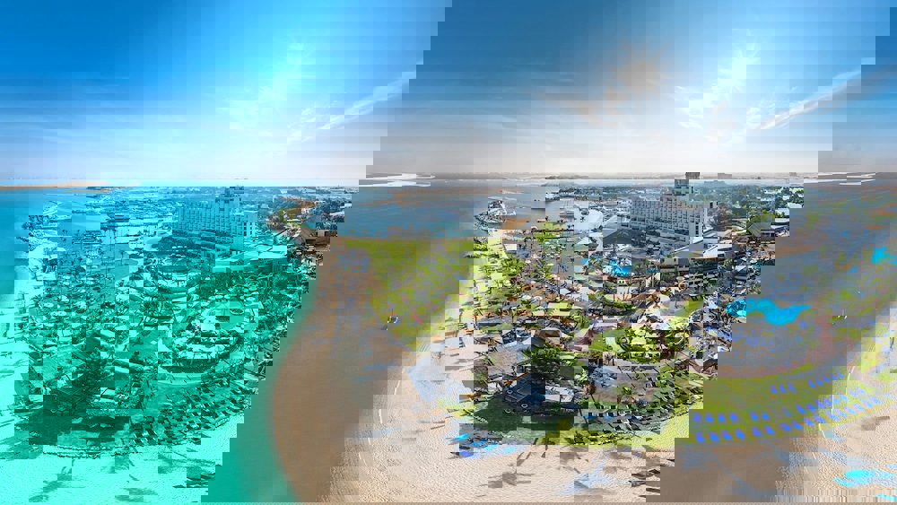 JA Beach Hotel, Dubai