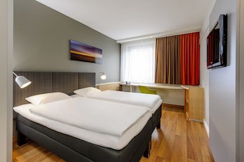 ibis Frankfurt Messe West fotoğrafı