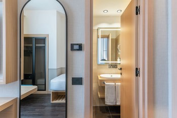 Hilton Garden Inn Rome Colosseum fotoğrafı