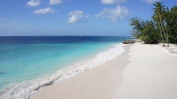 Sea Breeze Beach House By Ocean Hotels - All Inclusive