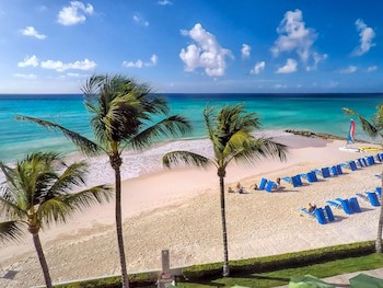 Sea Breeze Beach House By Ocean Hotels - All Inclusive