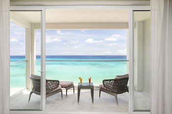 Sea Breeze Beach House By Ocean Hotels - All Inclusive