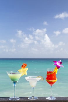 Sea Breeze Beach House By Ocean Hotels - All Inclusive
