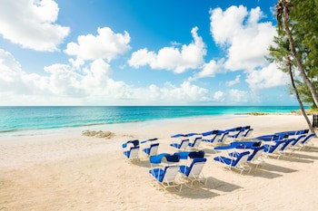 Sea Breeze Beach House By Ocean Hotels - All Inclusive