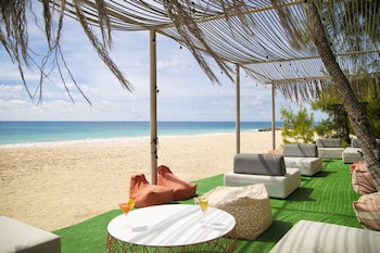 Sea Breeze Beach House By Ocean Hotels - All Inclusive