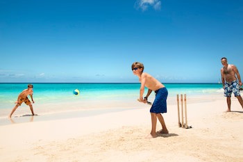 Sea Breeze Beach House By Ocean Hotels - All Inclusive