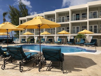 Sea Breeze Beach House By Ocean Hotels - All Inclusive