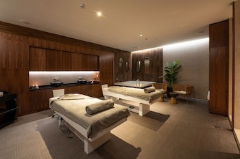 Sir Anthony Hotel