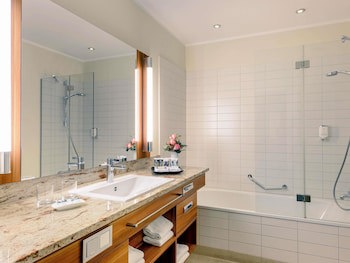 Mercure Dusseldorf City Center galeri fotoğrafı