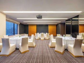 Crowne Plaza Bangkok Lumpini Park, An Ihg Hotel