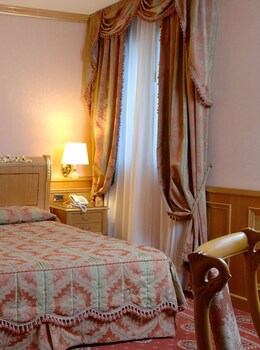 Andreola Central Hotel galeri fotoğrafı