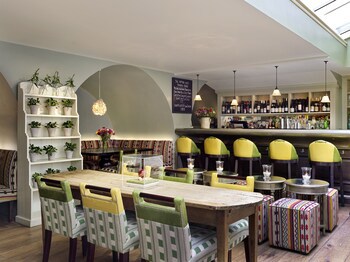 Dorset Square Hotel, Firmdale Hotels