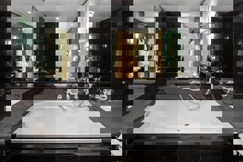 60 Hyde Park Gate Hotel