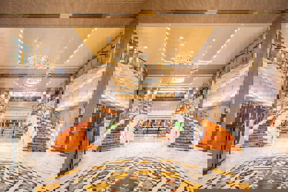 Royal Plaza on Scotts