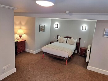 Prince Of Wales Hotel