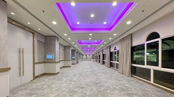 Crowne Plaza Bahrain, An Ihg Hotel
